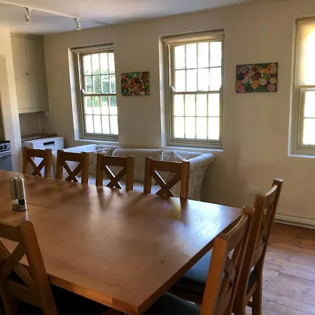 The Wing At Brook Hall Nr York & Leeds - Free Hot Tub Holiday home Tadcaster