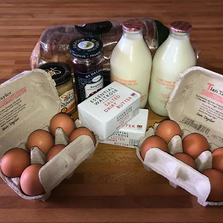 The Wing At Brook Hall Nr York & Leeds - Free Hot Tub Semesterbostad