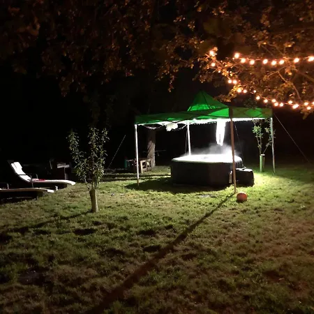 Semesterbostad The Wing At Brook Hall Nr York & Leeds - Free Hot Tub