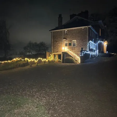 The Wing At Brook Hall Nr York & Leeds - Free Hot Tub * Tadcaster