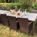 The Wing At Brook Hall Nr York & Leeds - Free Hot Tub