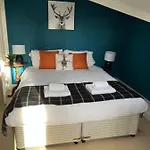 The Wing At Brook Hall Nr York & Leeds - Free Hot Tub Holiday home *